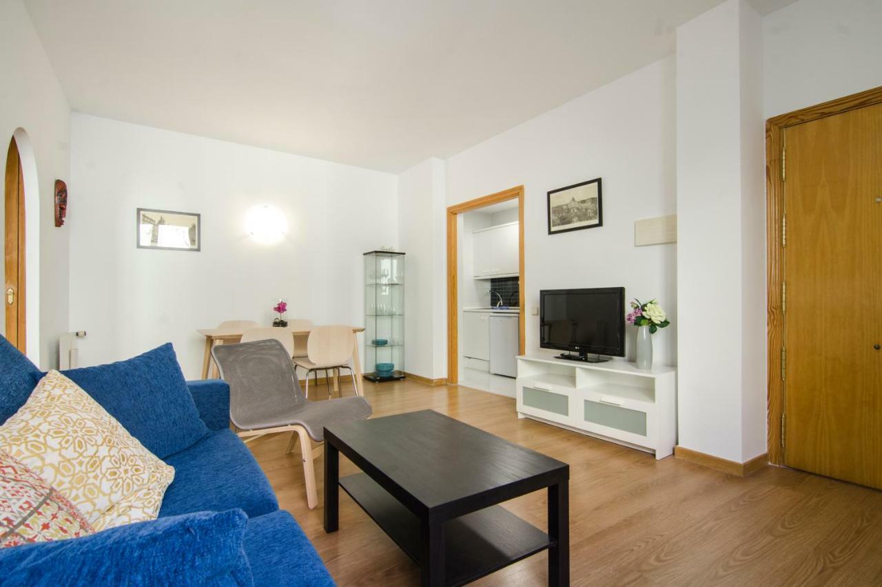 Apartamento Zorrilla, 25 *